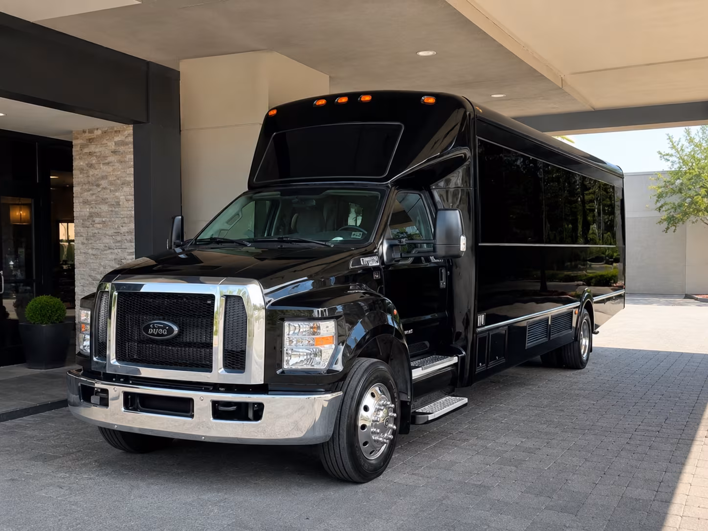 party buses and fan buses to texas rangers and cowboys games in arlington