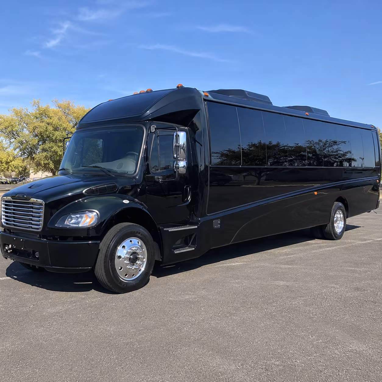 richardson 25 passenger minibus