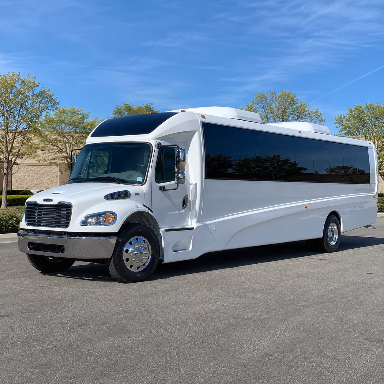 richardson 35 passenger minibus