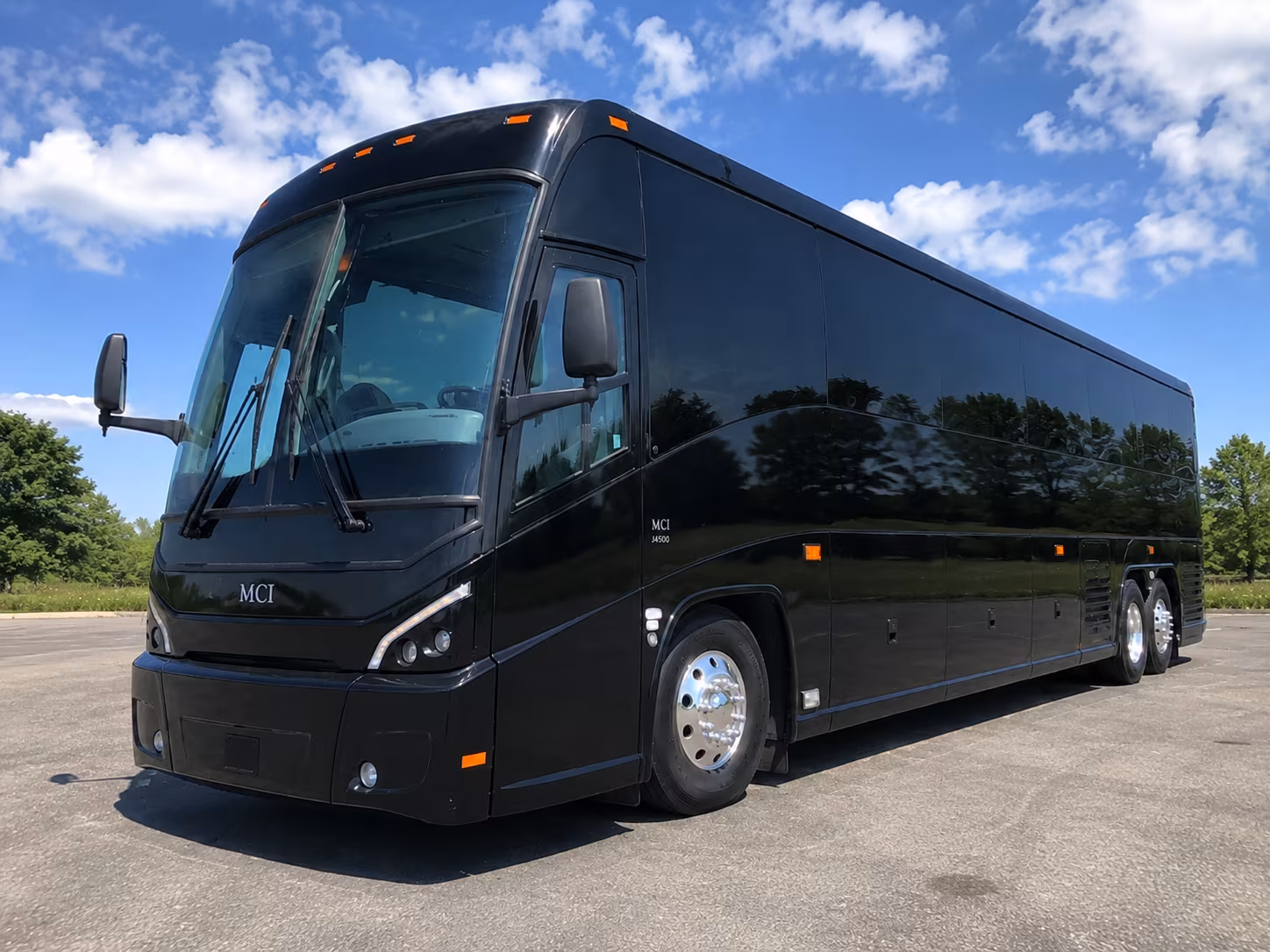 richardson charter buses for long distance corporate and conference travel